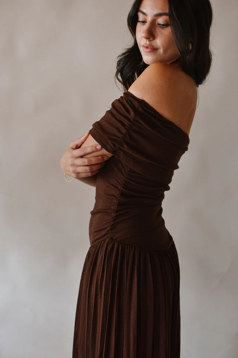 Pia Off the Shoulder Maxi Dress - Chocolate Brown - Image 2